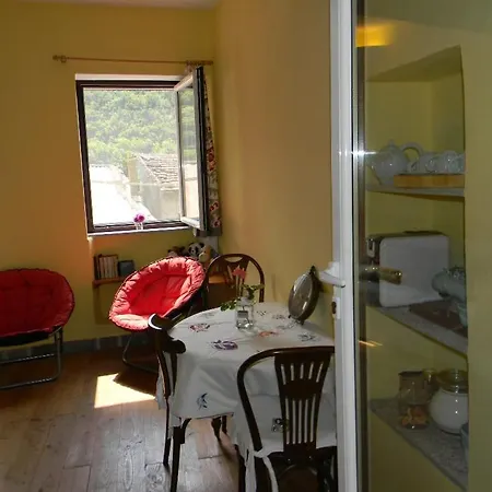 L'oasi Dei Climber Nel Cuore Di Castelbianco Colletta